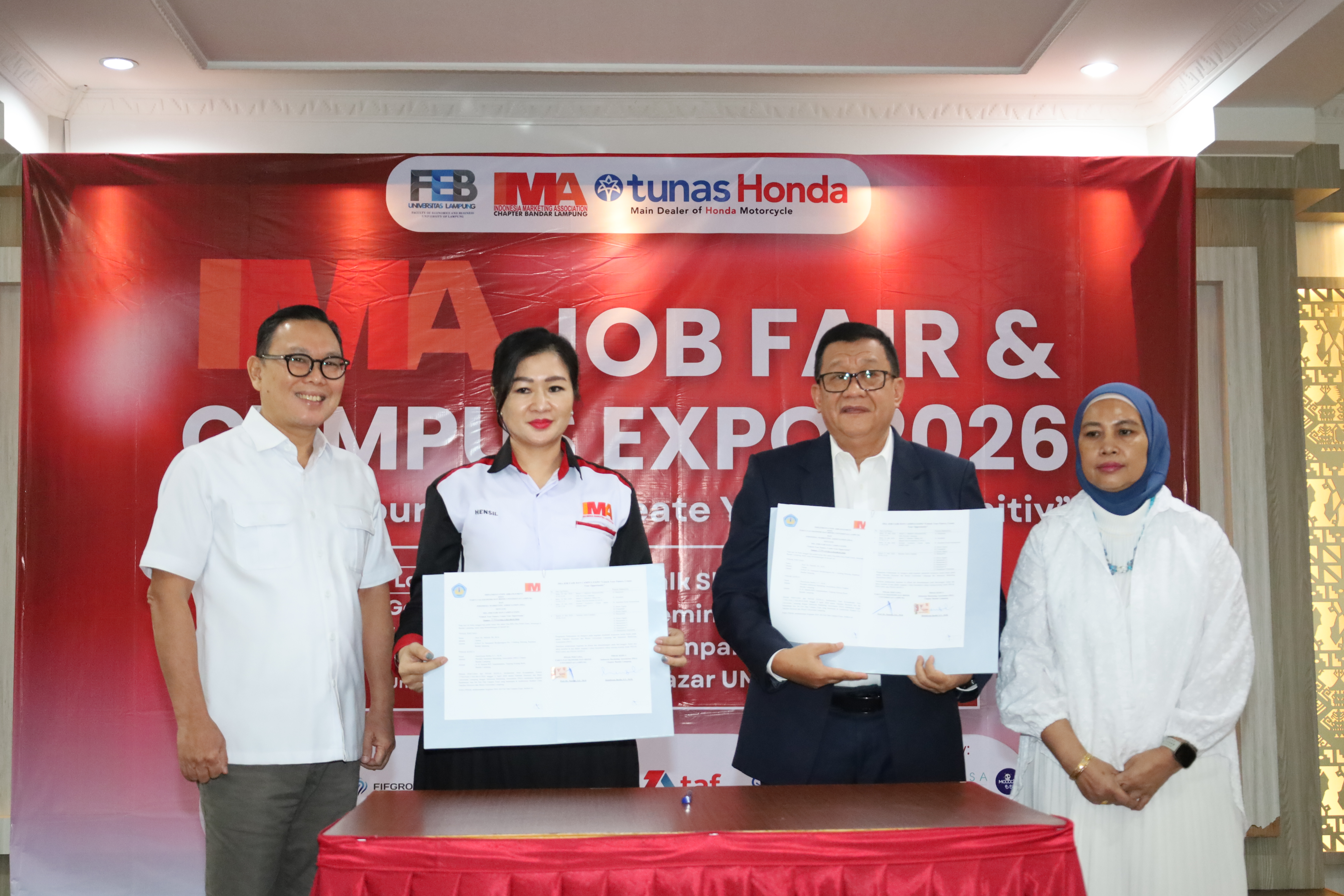 Perkuat Sinergi Akademis dan Industri, FEB Unila Sukses Gelar Pembukaan IMA Job Fair hingga Talkshow Ekonomi Bersama BI dan OJK Perkuat Sinergi Akademis dan Industri, FEB Unila Sukses Gelar Pembukaan IMA Job Fair hingga Talkshow Ekonomi Bersama BI dan OJK